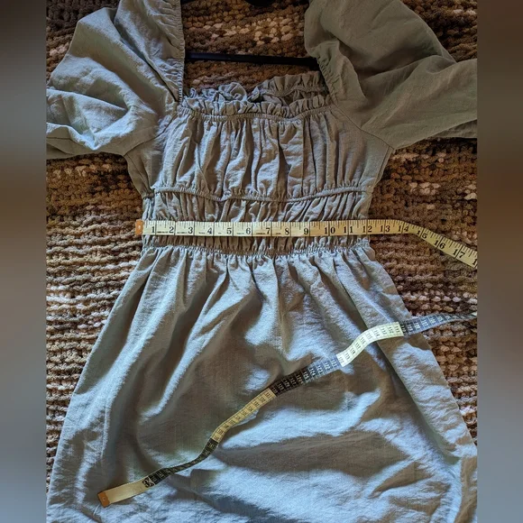 SHEIN sage green peasant dress, Size XS - 3 for 20$ - Picture 4 of 7